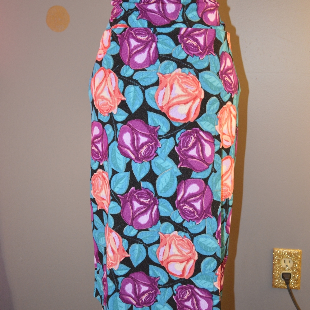 Cassie - Picture 3 of 3